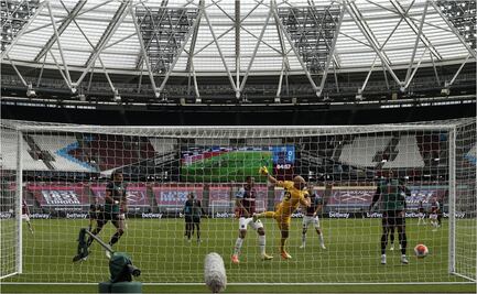 "Pasaportes clínicos", ¿El nuevo requisito para entrar a los estadios?