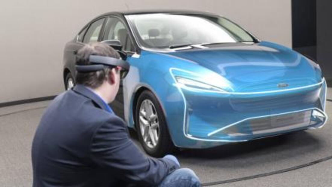 Ford diseñará sus modelos con Microsoft HoloLens