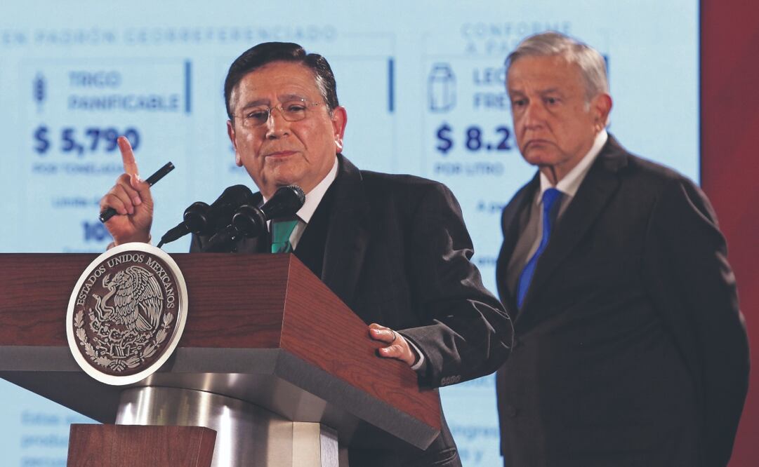 Ignacio Ovalle fue jefe de López Obrador cuando éste entró a trabajar al INI.  Fotos: archivo el universal