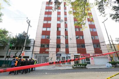 Víctimas de sismo en CDMX denuncian abandono