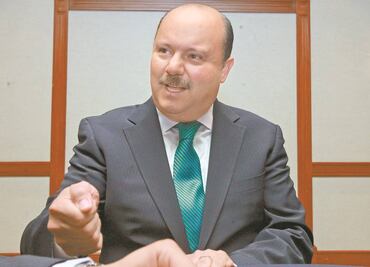 Fiscal de EU pide negar libertad bajo fianza a exgobernador César Duarte