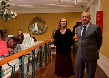AMLO y Beatriz Gutiérrez Müller muestran habitación donde vivió y murió Benito Juárez
