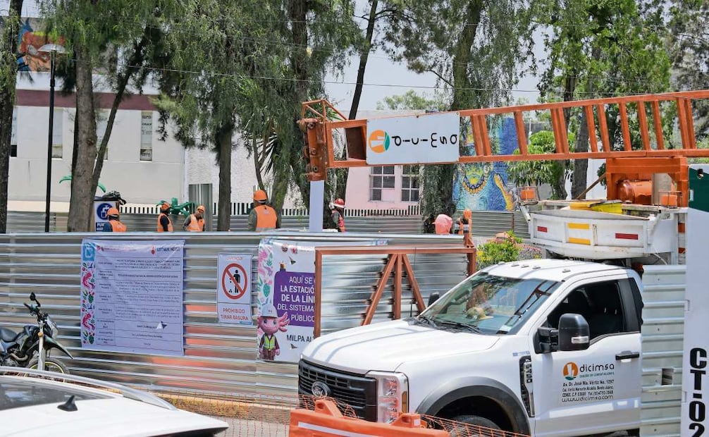 La tercera estación, ubicada en San Antonio Tecómitl, ya se encuentra en
obras, luego de que concluyó la consulta con pueblos originarios. Fotografías: Santiago Cadena