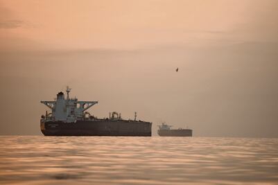 Trump afirma que EU interceptó buque iraní en Golfo de Omán; Marines toman control tras intento de romper bloqueo