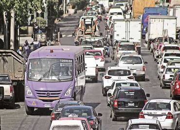 Autos con engomado rosa no circulan es martes, 12 de octubre