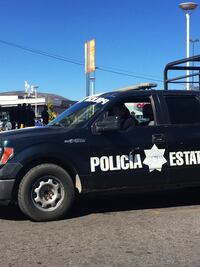 Presuntos huachicoleros emboscan a policías estatales en Hidalgo