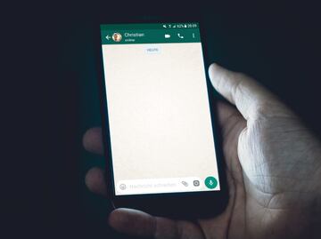 ¿WhatsApp te restringe por usar ciertas palabras en tus mensajes?
