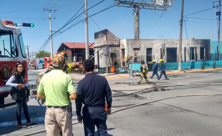 Incendio consume restaurante de mariscos en Saltillo