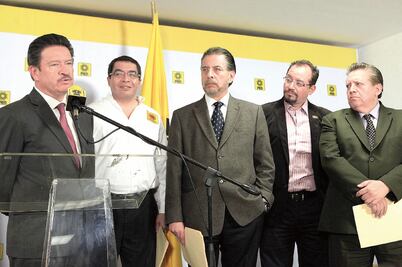 Candado 'antitribus', vigente en el PRD