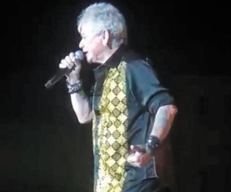 Russell Hitchcock sorprendió a sus seguidores con su voz. Foto/CORTESÍA