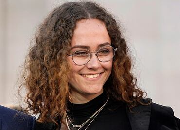 Hijastra de Kamala Harris debuta como modelo en la Semana de la Moda de Nueva York