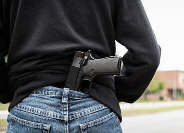 Tiroteo en escuela en Brasil deja al menos 2 alumnos muertos y 3 más heridos