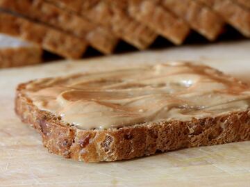 Cómo hacer crema de cacahuate casera, fácil y rápido