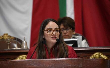 Presentan iniciativa para despenalizar por completo el aborto en CDMX