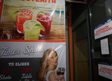 Edil de Naucalpan clausura "Hooters" de alcalde de Huixquilucan