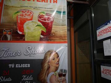 Edil de Naucalpan clausura "Hooters" de alcalde de Huixquilucan