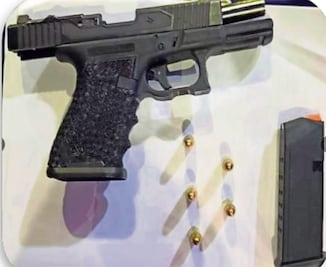 Detienen a alumnos por llevar arma; en CCH Sur reciben amenaza