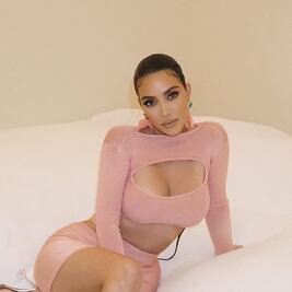 Kim Kardashian presume mini cinturita en Instagram