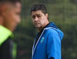 Luis Fernando Tena y Guatemala se despiden del sueño mundialista tras caer ante Panamá