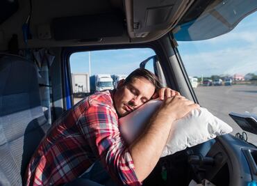 Qué tomar en cuenta si vas a dormir en tu auto