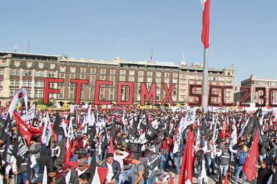 Vuelven sindicatos al Zócalo en 1 de mayo