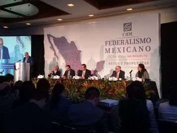 Para “arreglar” el país, es necesario ordenar el sistema federalizado: especialistas