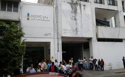 CNTE toma edificios de gobierno en Tuxtla Gutiérrez