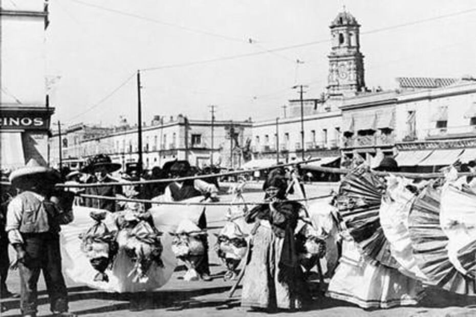 Piñatas: los símbolos multicolores del país