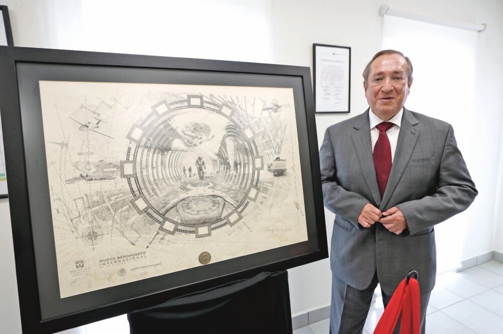 Raúl González Apaolaza, director de Construcción del Nuevo Aeropuerto Internacional de México, dijo con respecto a la obra que en la toma de decisiones no deben regir criterios políticos, sino de ingeniería y seguridad. (FOTOS: IRVIN OLIVARES)