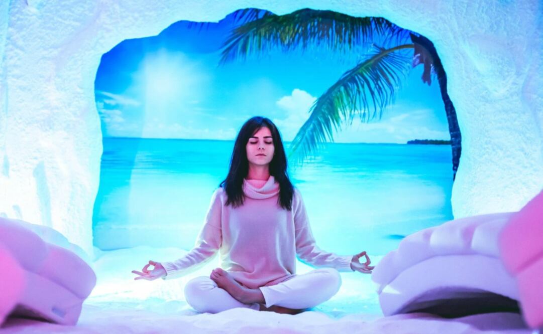 La haloterapia puede combinarse con yoga para obtener más beneficios y sentirse más relajado. (Foto: Salt Room Madrid)