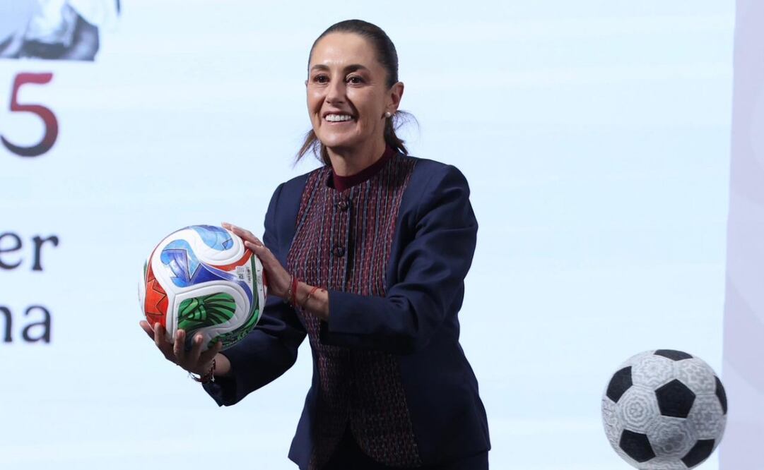 Claudia Sheinbaum en su conferencia matutina del 18 de noviembre de 2025. Foto: Berenice Fregoso/EL UNIVERSAL