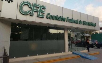 Tras acuerdo, pobladores liberan a 12 trabajadores de CFE retenidos en Oaxaca