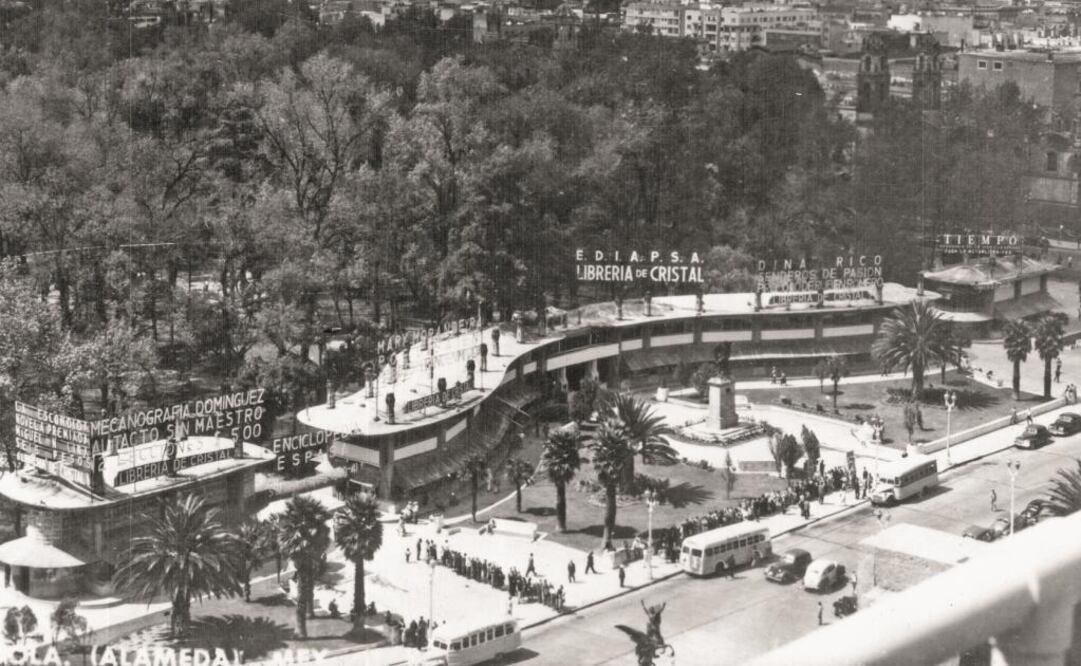 La Ciudad en El Tiempo. Pérgola de La Alameda y La Librería de Cristal 