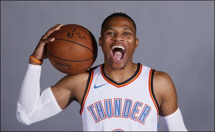 Aún sin firmar, Westbrook feliz en OKC