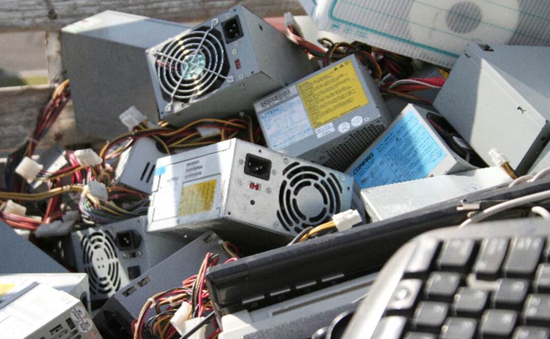 En México se producen más de 350 mil toneladas de residuos electrónicos que, en su mayoría, van a parar a los basureros. Foto: Archivo EL UNIVERSAL
