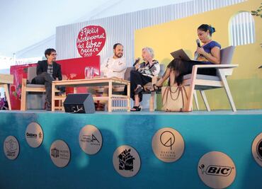 Homenaje a Iturbide y a Poniatowska