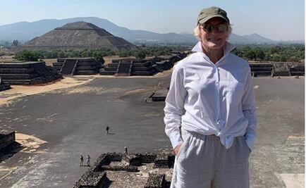 Glenn Close visita Teotihuacán y le toma foto a los perritos