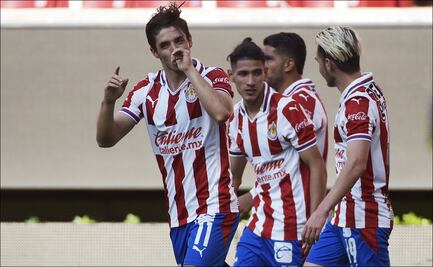 Vucetich debuta con triunfo de Chivas sobre San Luis