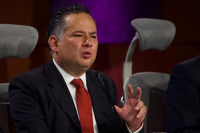 Santiago Nieto y embajador de EU coordinan combate a finanzas ilícitas