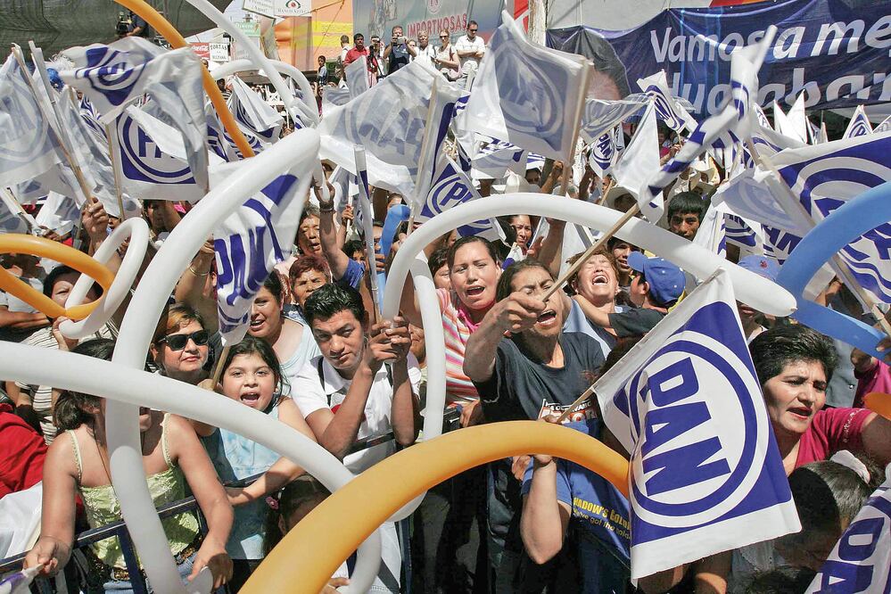 Simpatizantes del Partido Acción Nacional (PAN) en 2006. Foto: Archivo/EL UNIVERSAL