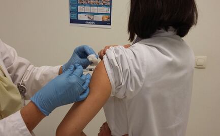 Aprobación de vacuna antiCovid en Reino Unido, es una "luz al final del túnel": OMS