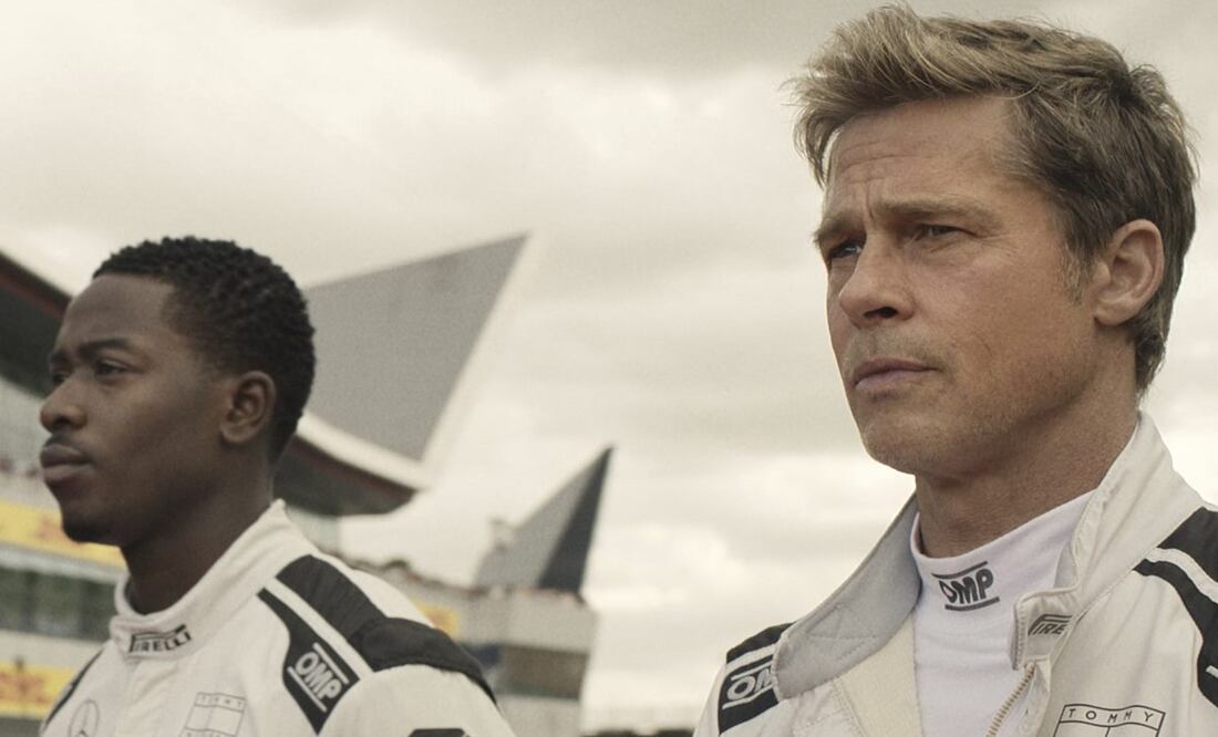 Esta imagen, publicada por Apple TV+, muestra a Damson Idris como Joshua Pearce, a la izquierda, y a Brad Pitt como Sonny Hayes en una escena de "F1: La Película". (Apple TV+ vía AP)
