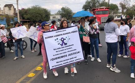 "No más bullying" Bloquean acceso a Teotihuacán por muerte de Norma Lizbeth tras pelea con una compañera