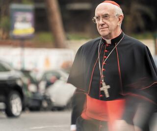 Muestra "Los dos Papas" entretelones del Vaticano