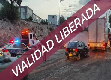 Liberan Gustavo Baz tras volcadura de tráiler; congestionamiento afectó Tlalnepantla por varias horas