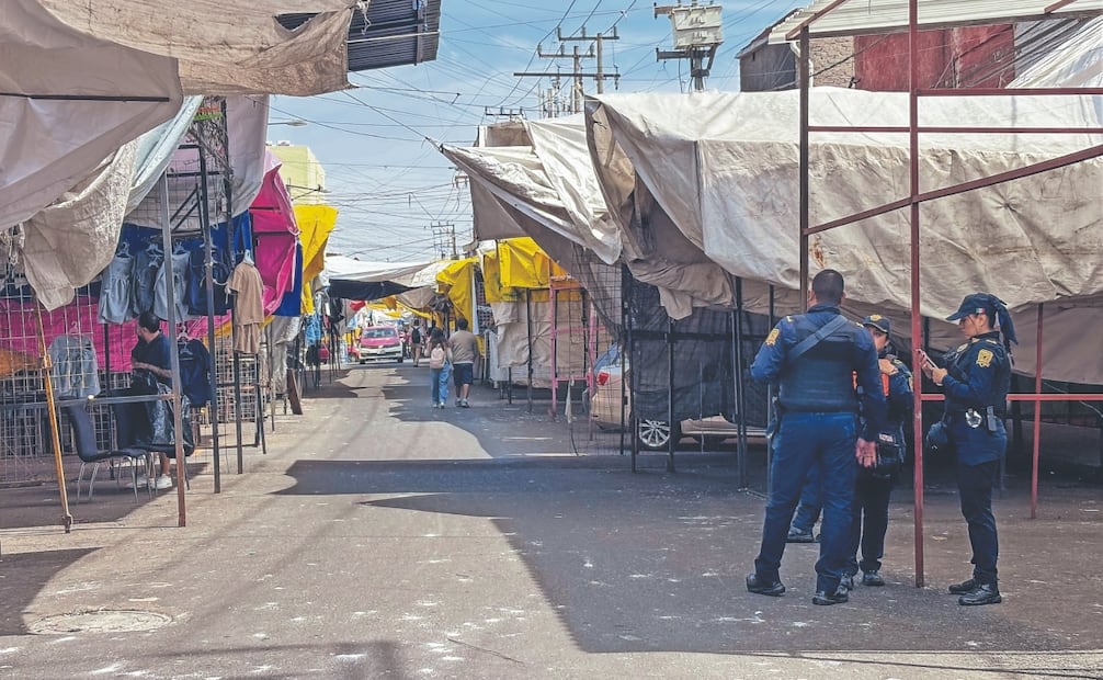 Desde hace meses ha habido mayor presencia de elementos de la SSC y la
GN en la zona de Tepito, aseguran comerciantes. Foto: Santiago Cadena/ EL UNIVERSAL