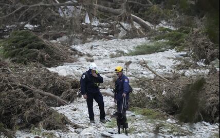 Funcionarios no estaban trabajando la noche de inundaciones en Texas; desconocían que lluvias causarían esa catástrofe