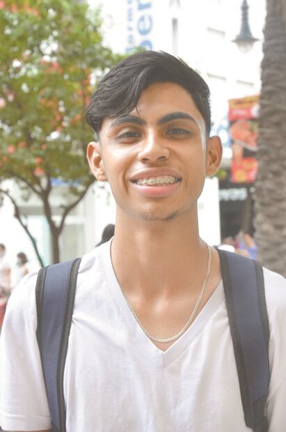 Políticos atrajeron a jóvenes votantes con rolas y memes