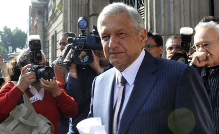 Salimos ilesos de calumnia por fideicomiso para damnificados: AMLO