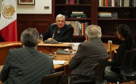 AMLO evalúa con Sheinbaum plan para ampliar camas y médicos en la CDMX